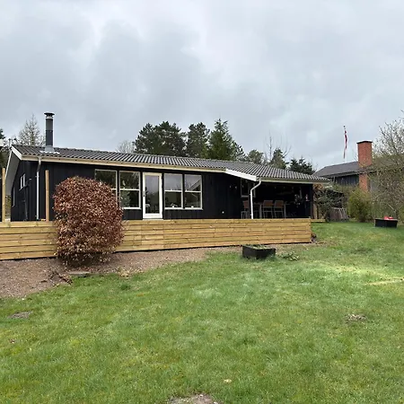 Holiday home Beautiful And Private Summerhouse With Terrace Ebeltoft