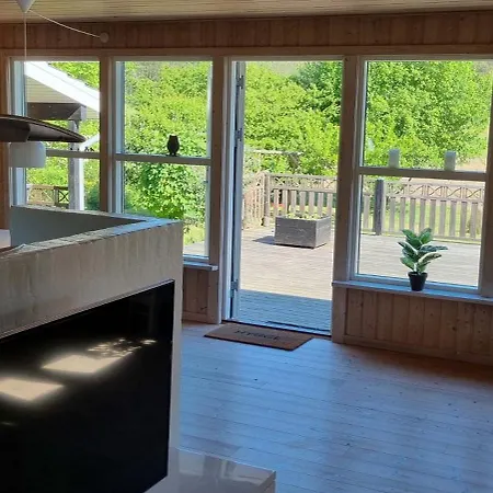 Beautiful And Private Summerhouse With Terrace Holiday home